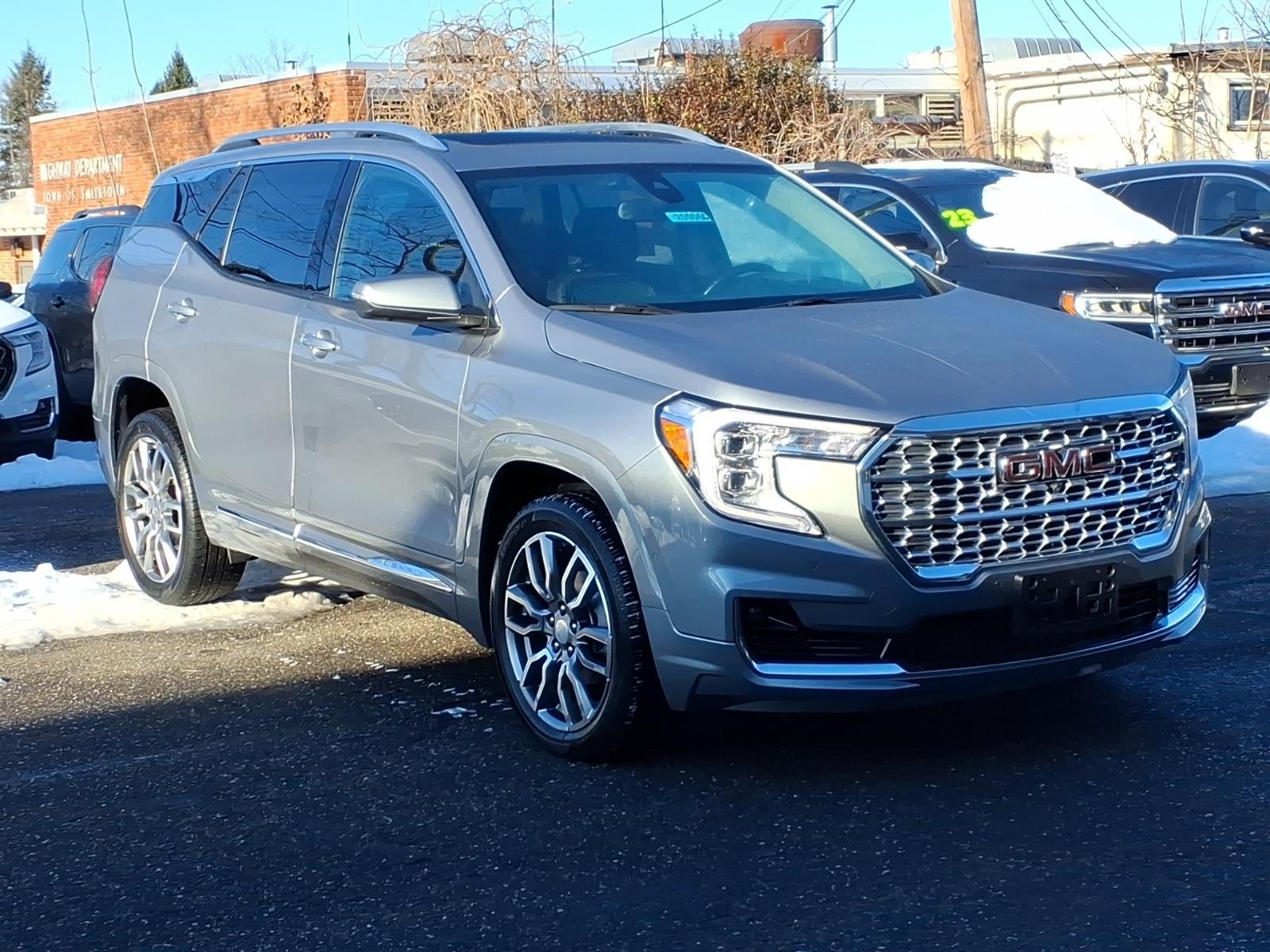 2023 GMC Terrain Denali
