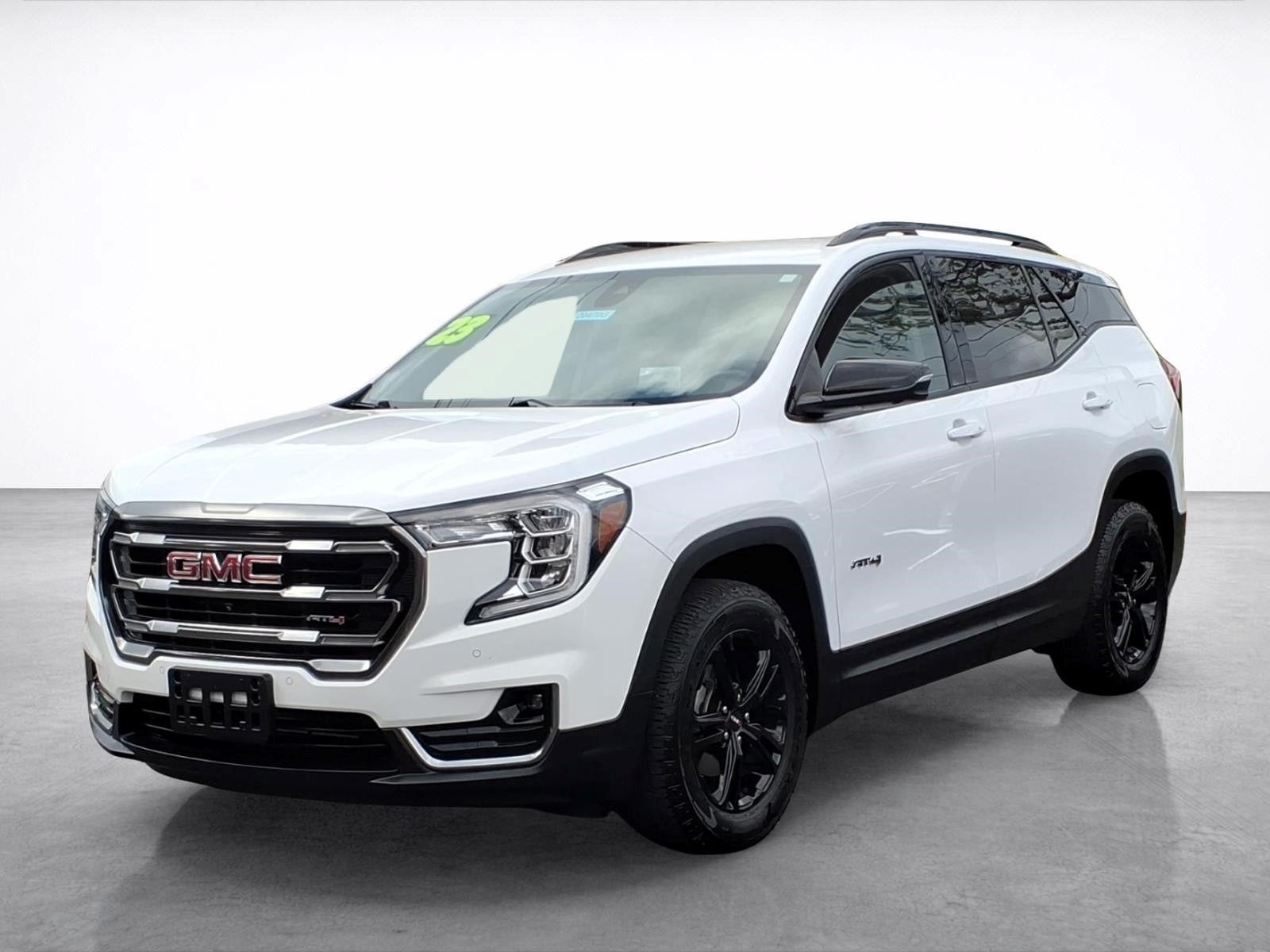 2023 GMC Terrain AT4