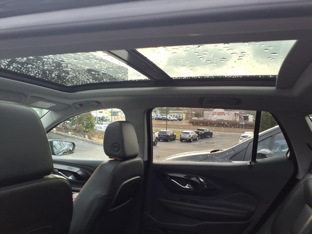 2022 GMC Terrain AT4