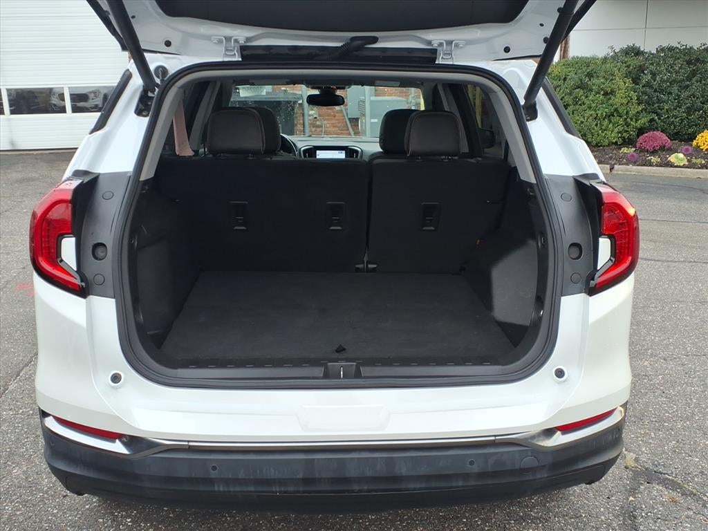 2022 GMC Terrain AT4