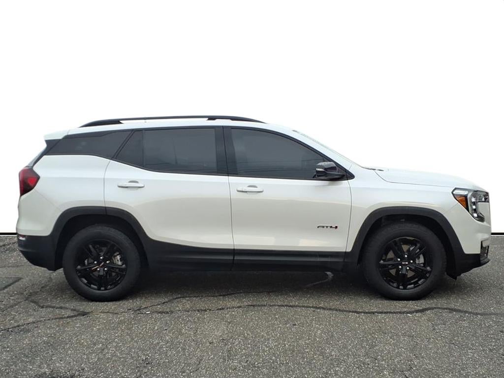 2022 GMC Terrain AT4