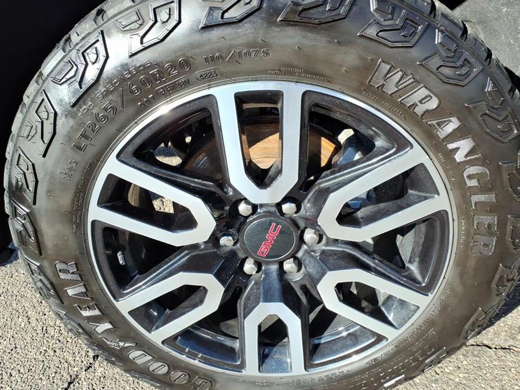 2024 GMC Sierra 1500 AT4