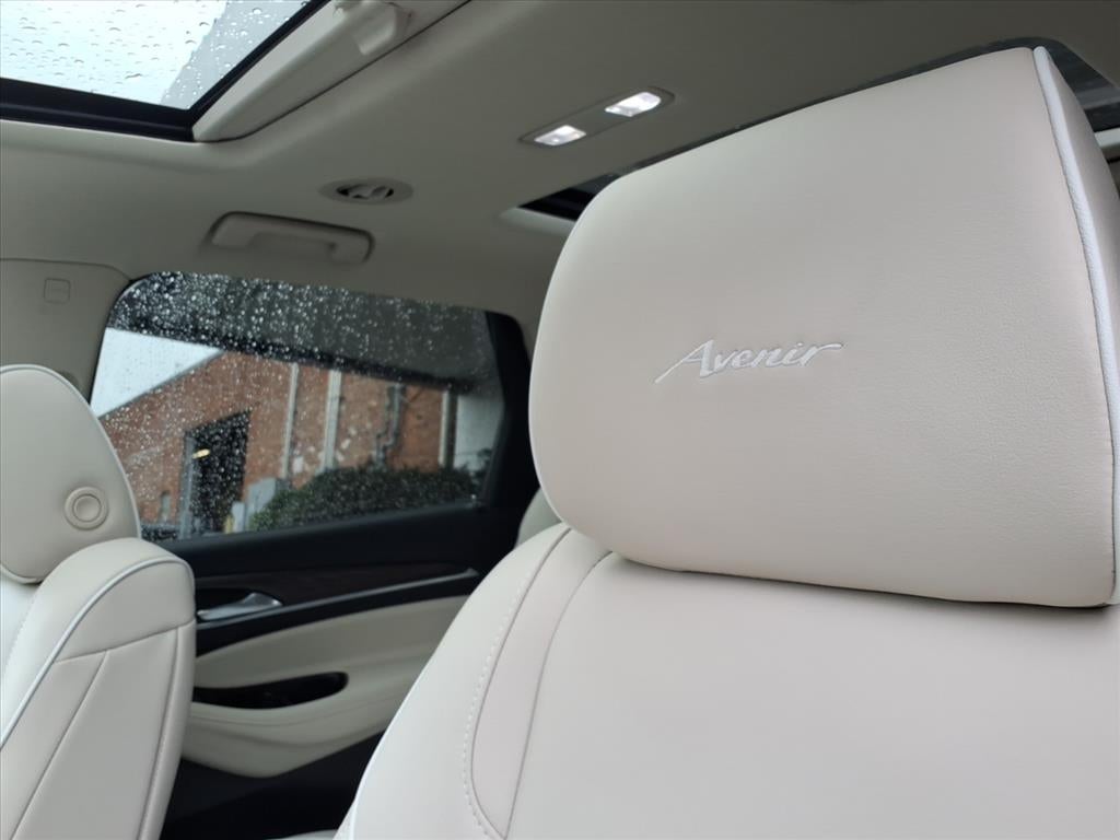 2022 Buick Enclave Avenir