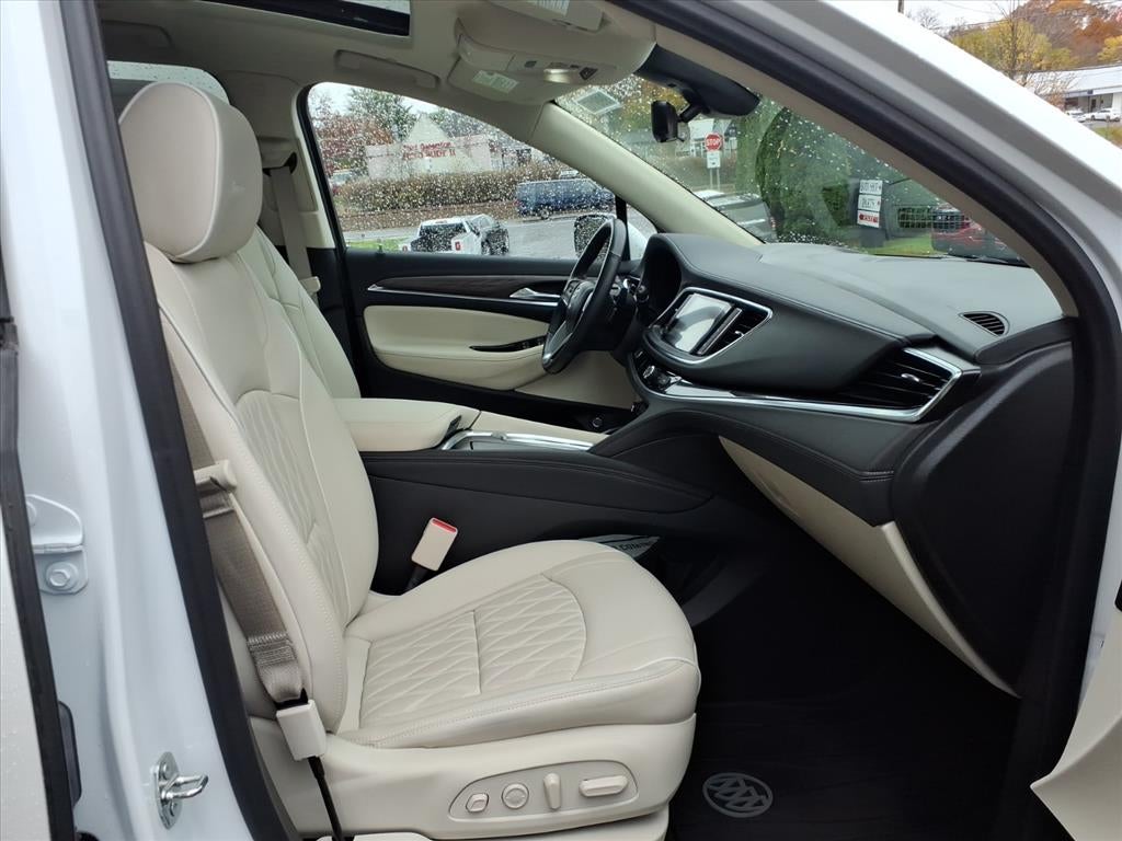 2022 Buick Enclave Avenir